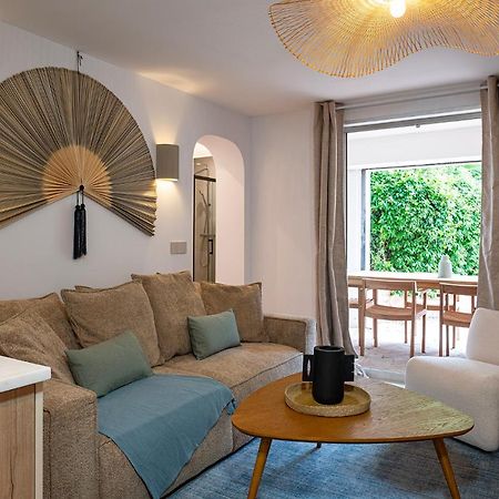 Appartement Superbe 3 pièces dans Saint Tropez avec piscine Extérieur photo