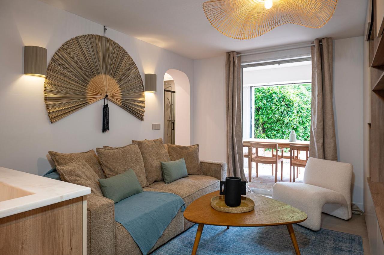 Appartement Superbe 3 pièces dans Saint Tropez avec piscine Extérieur photo
